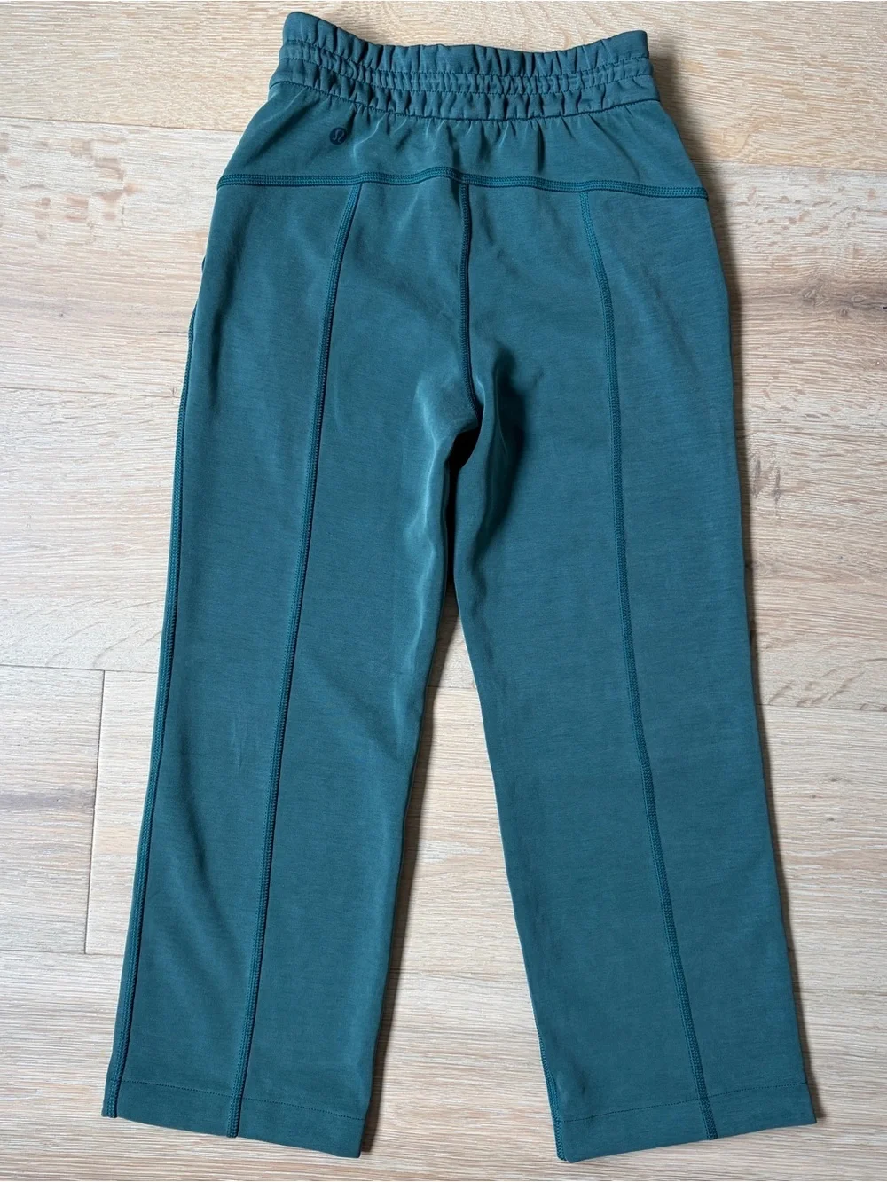 Lululemon Softstreme High-Rise Straight-Leg Cropped Pant Green Size 0*O